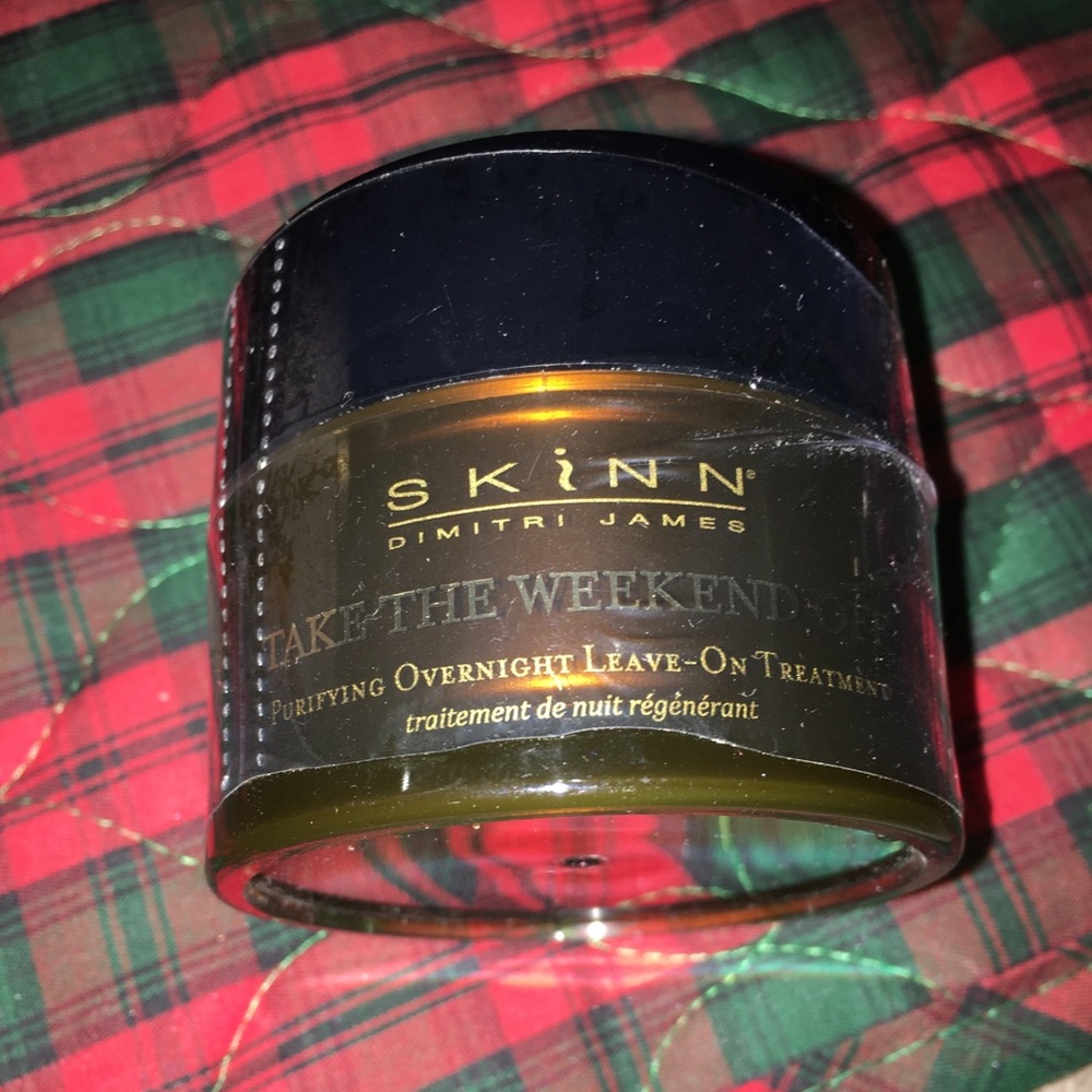 Skinn take the weekend off mask